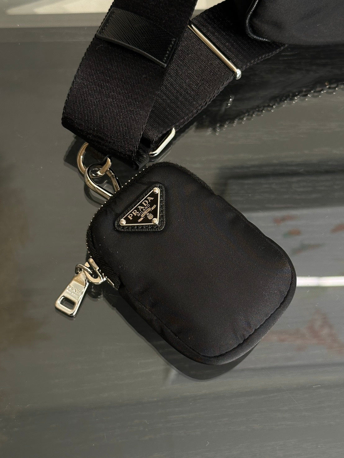 PRADA 經典三合一尼龍斜背包 - 黑銀