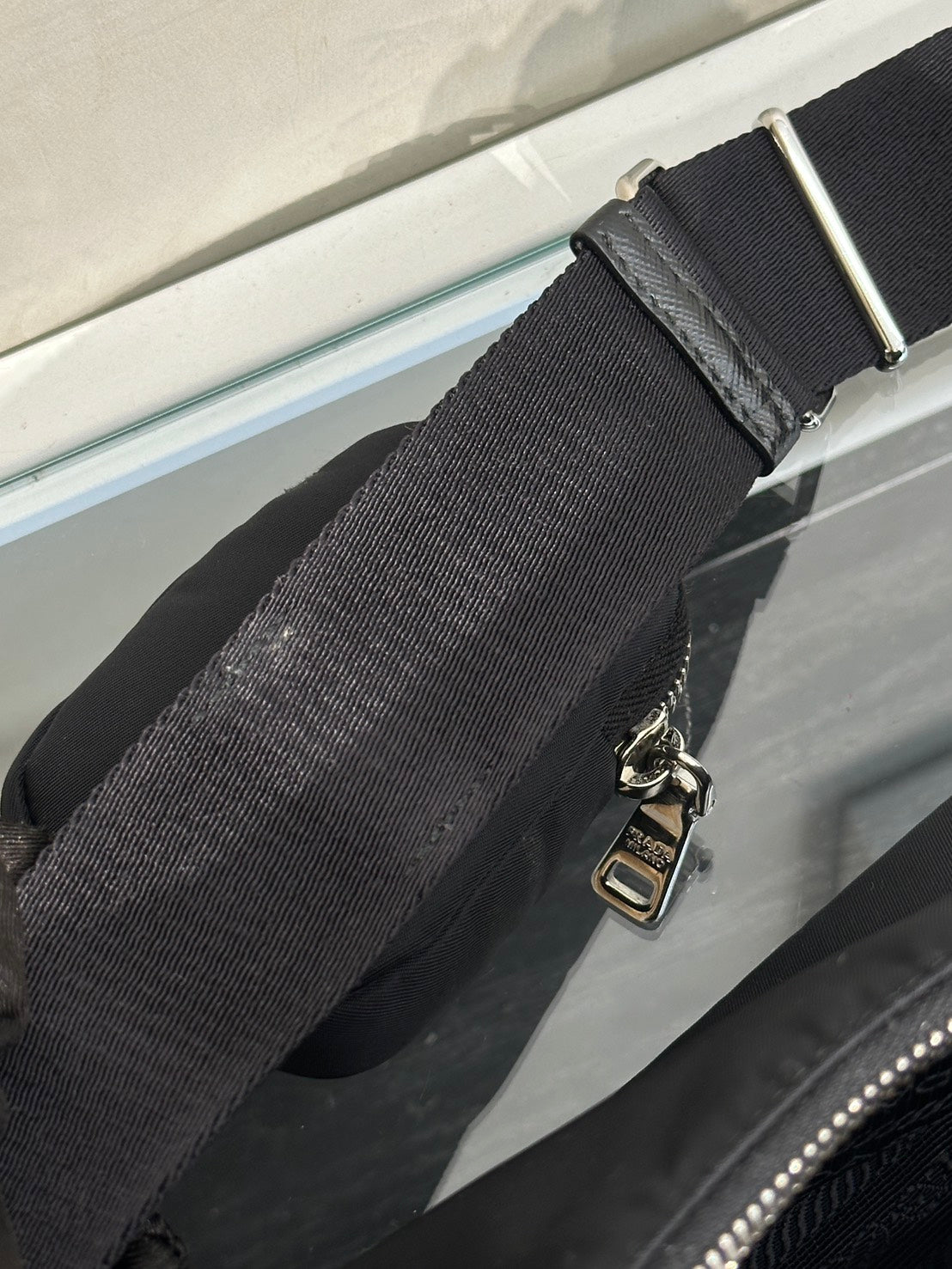 PRADA 經典三合一尼龍斜背包 - 黑銀
