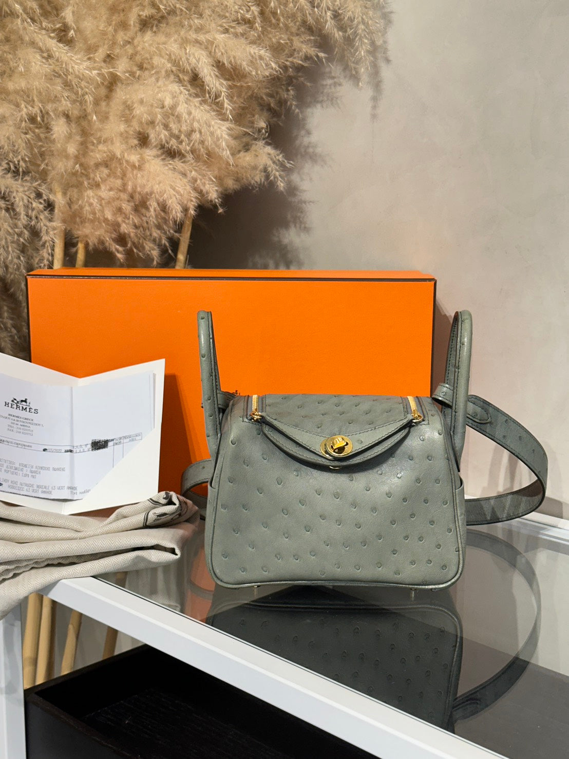 HERMES Mini Lindy - Vert Amande 63 鴕鳥皮杏仁綠金 U