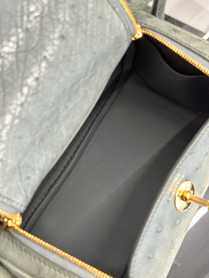 HERMES Mini Lindy - Vert Amande 63 鴕鳥皮杏仁綠金 U