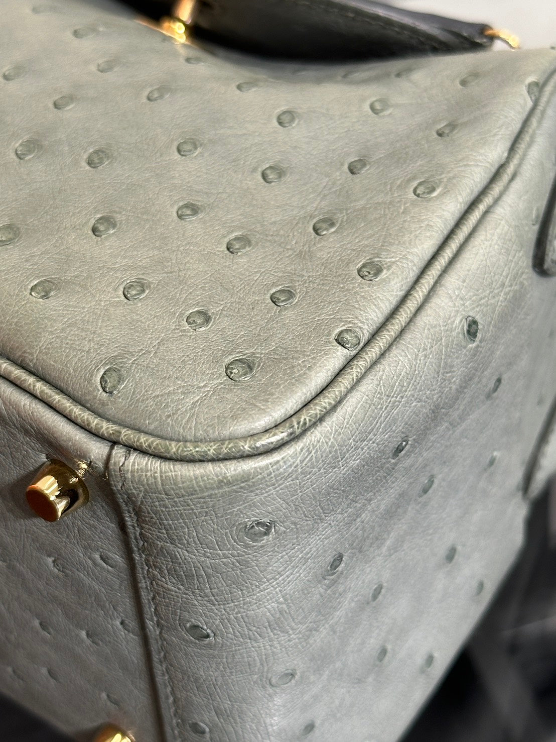 HERMES Mini Lindy - Vert Amande 63 鴕鳥皮杏仁綠金 U