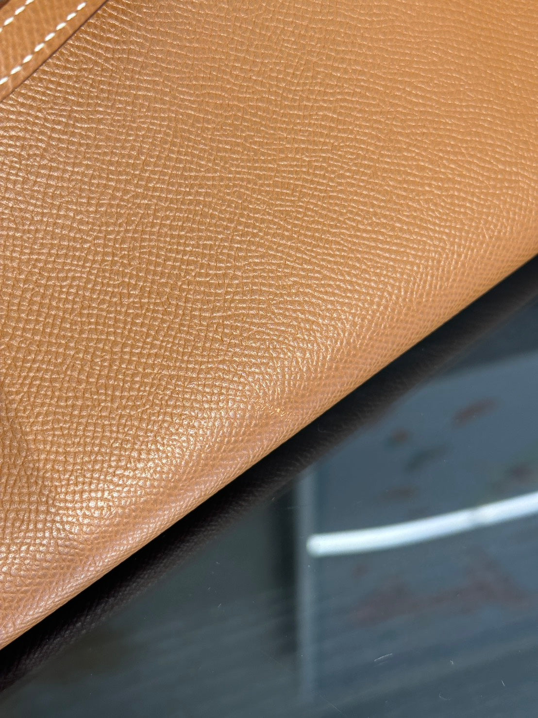 HERMES Kelly To Go - Gold 37 金棕金 Y
