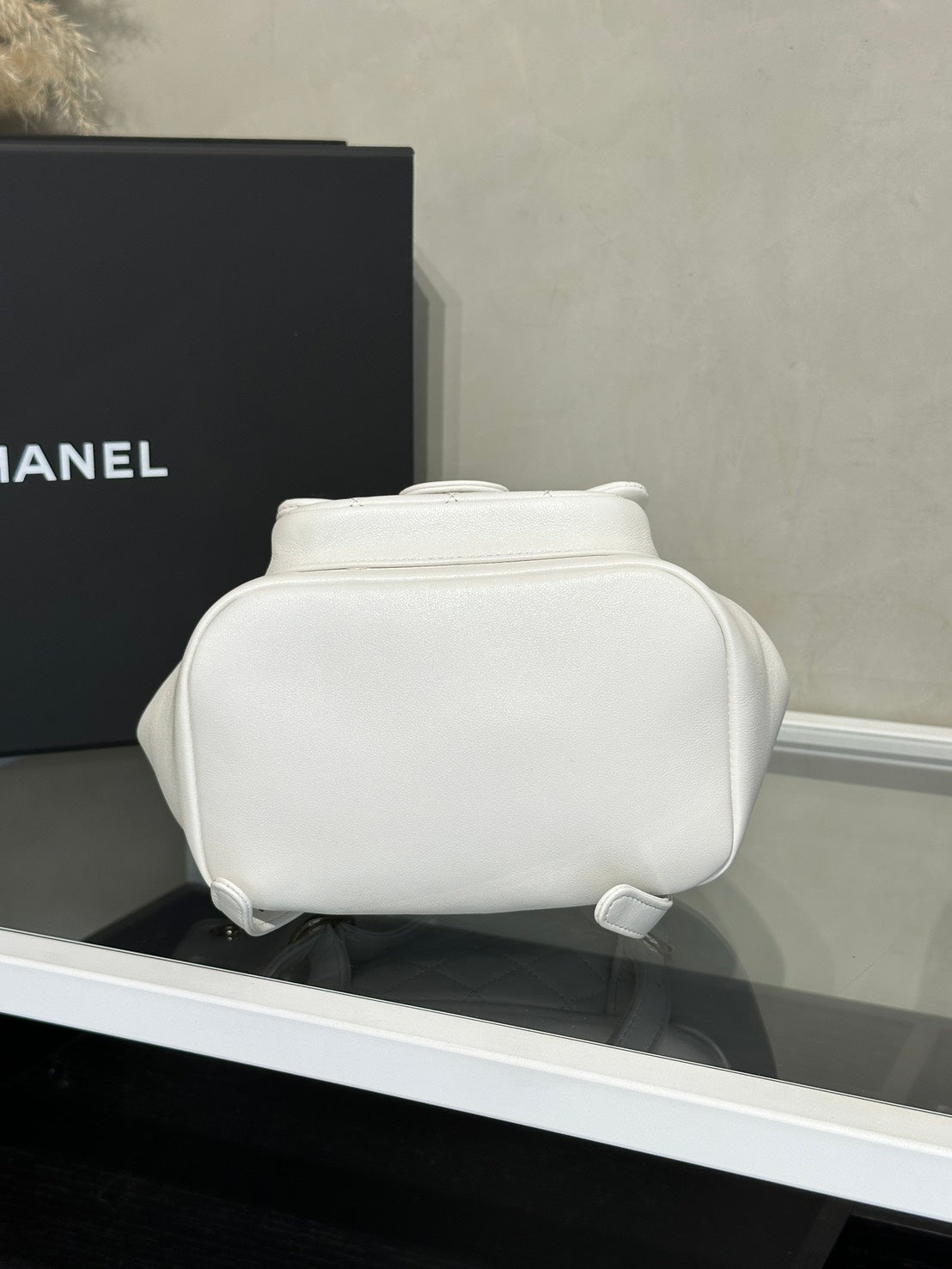 CHANEL Duma小牛皮後背包 - 小號白金