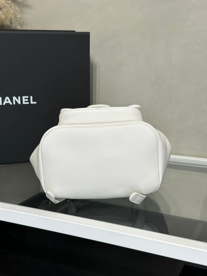 CHANEL Duma小牛皮後背包 - 小號白金