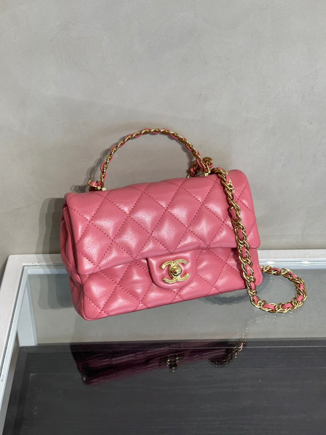 CHANEL 23B Handle CF - 小號唇膏粉金