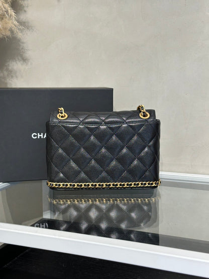CHANEL 23K皮穿鍊滾邊單肩包 - 黑金
