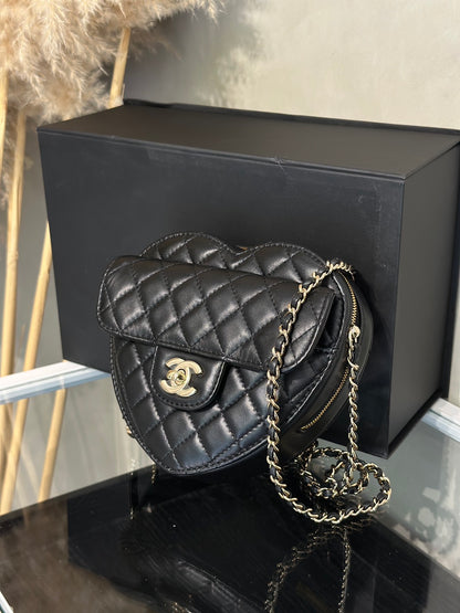 CHANEL 22S小羊皮愛心包 - 大號黑金