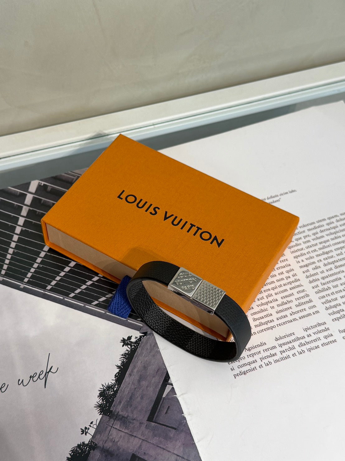 LOUIS VUITTON Damier皮手環