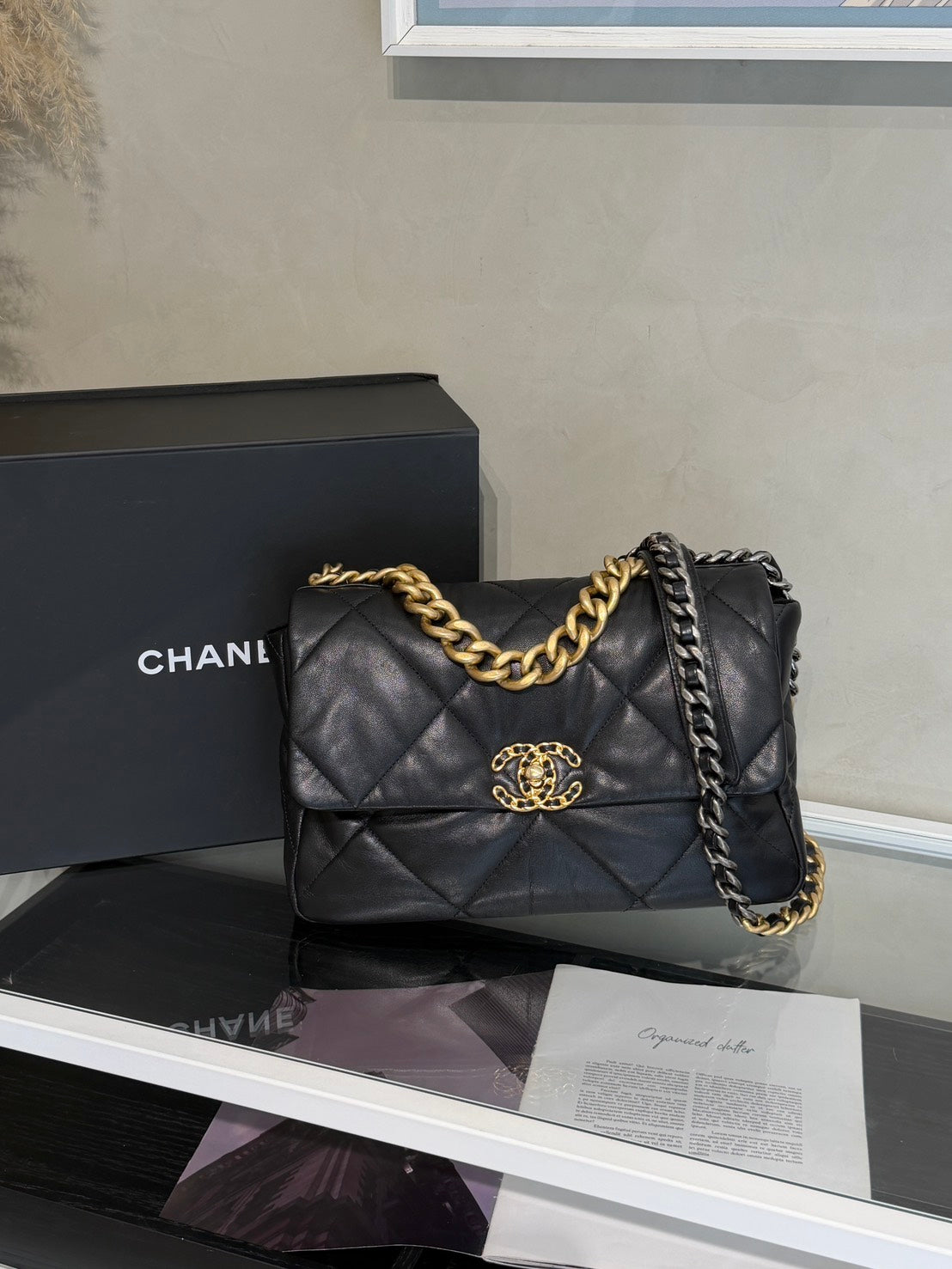 CHANEL 19 Bag 菱格紋羊皮手提肩背包 30 - 黑金28開