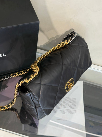 CHANEL 19 Bag 菱格紋羊皮手提肩背包 30 - 黑金28開