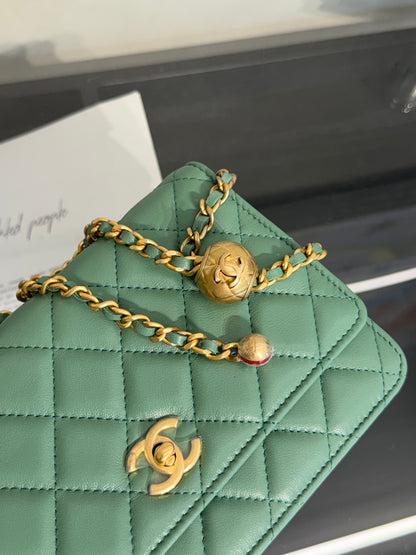 CHANEL 23C經典羊皮WOC - 金球綠金
