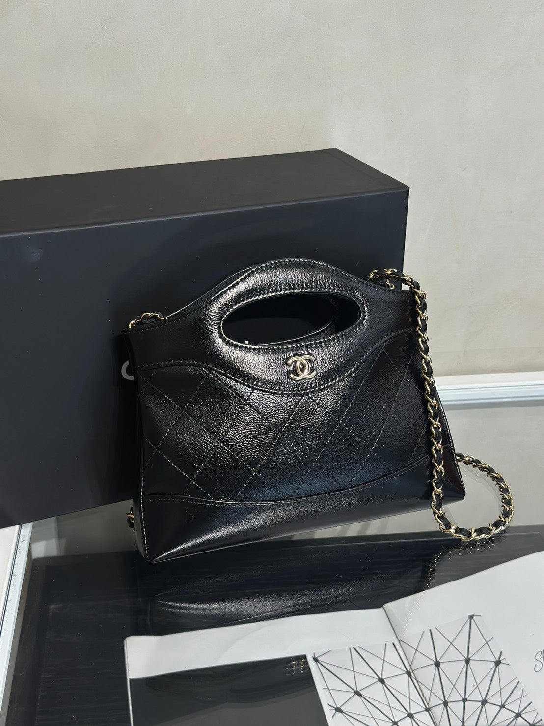 CHANEL 31 Nano Bag - 黑金