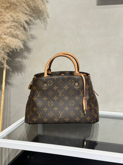 LOUIS VUITTON Montaigne BB