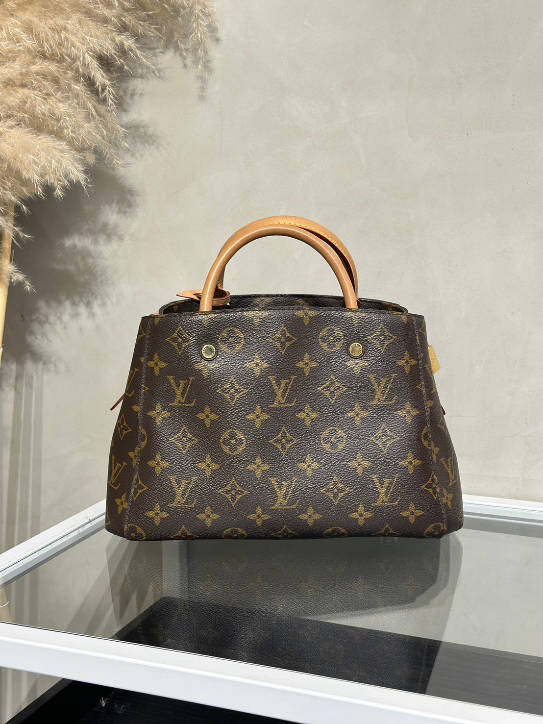 LOUIS VUITTON Montaigne BB