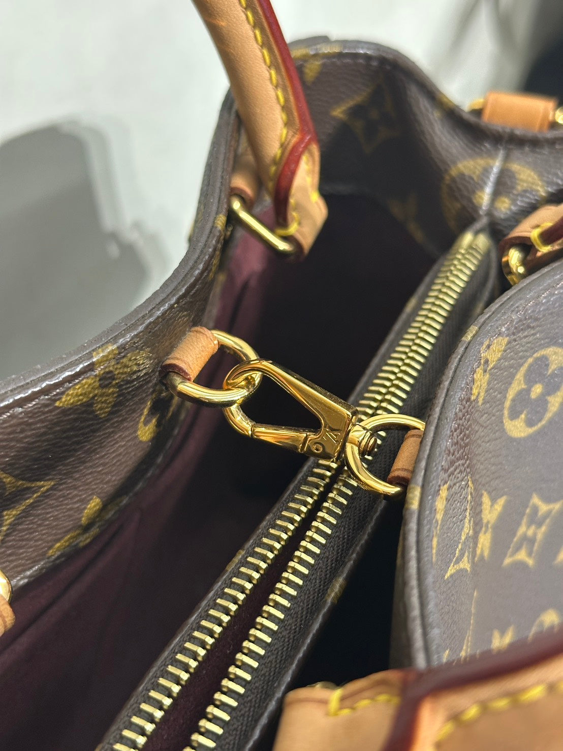 LOUIS VUITTON Montaigne BB