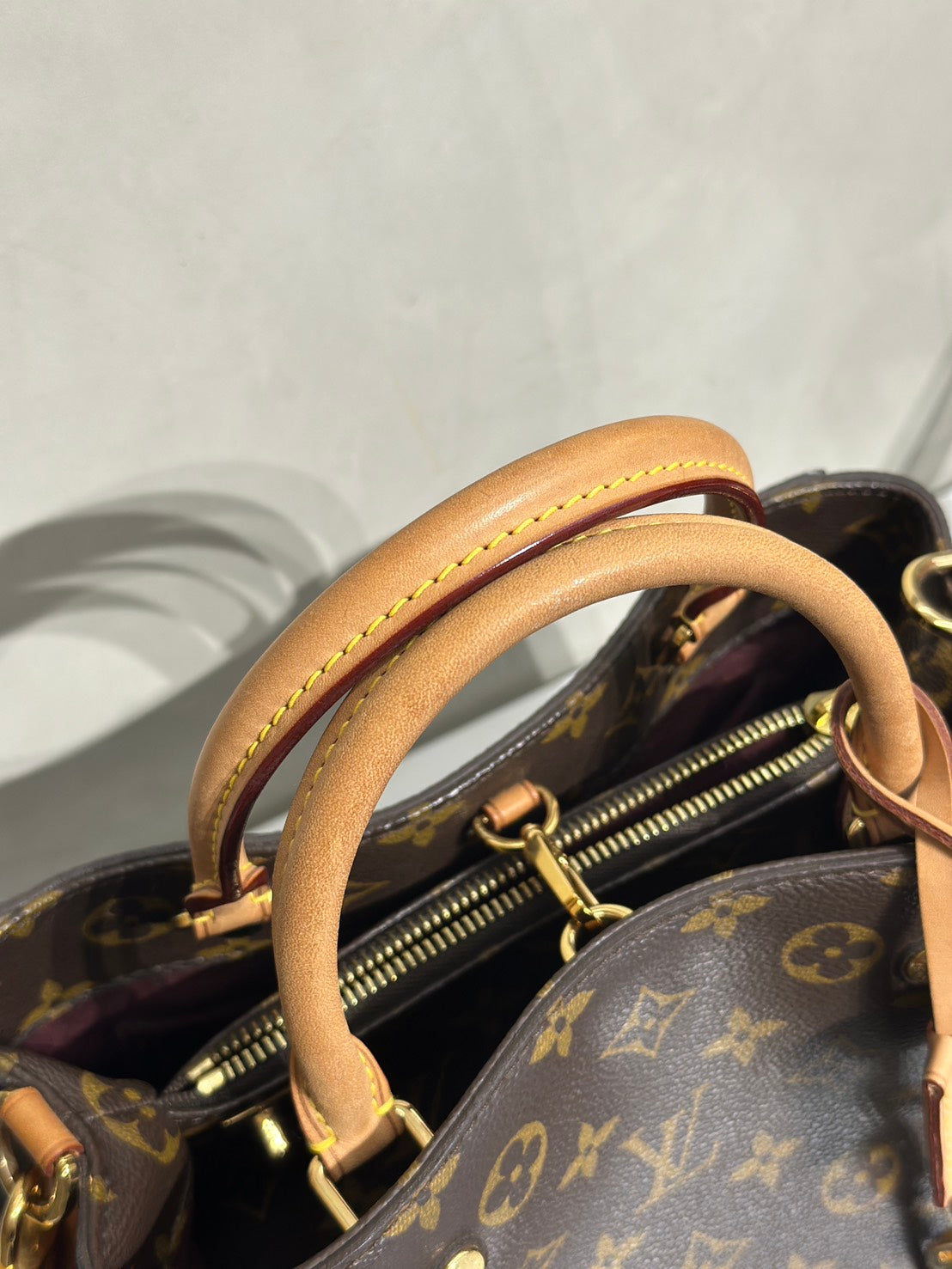 LOUIS VUITTON Montaigne BB