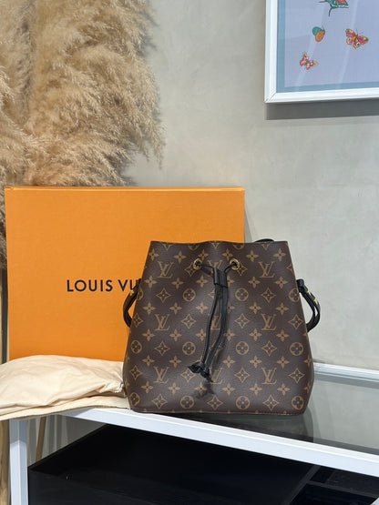 LOUIS VUITTON Neonoe水桶包 - MM黑