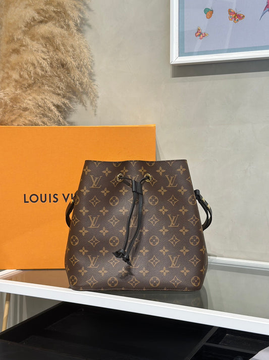 LOUIS VUITTON Neonoe水桶包 - MM黑