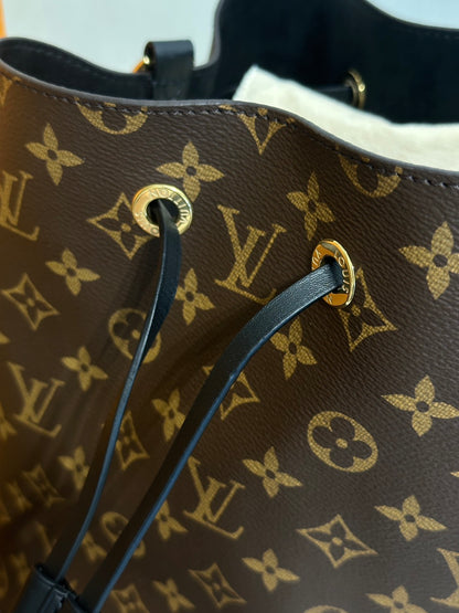 LOUIS VUITTON Neonoe水桶包 - MM黑