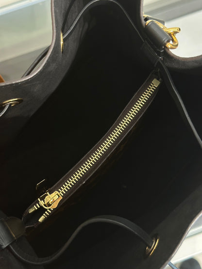 LOUIS VUITTON Neonoe水桶包 - MM黑