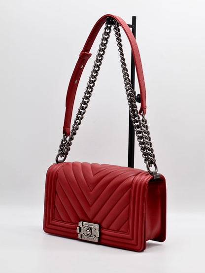 CHANEL Boy25 V紋牛皮口蓋包 - 紅銀22開