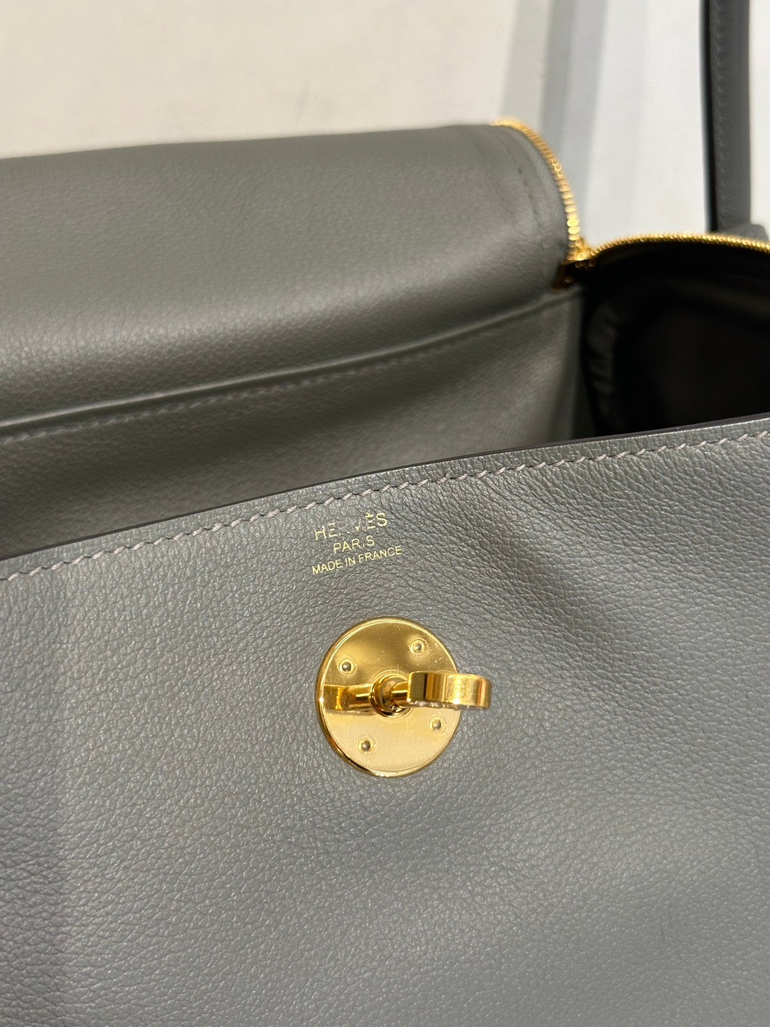 HERMES Lindy 26 - Gris Meyer 0L 積雨雲灰金 U