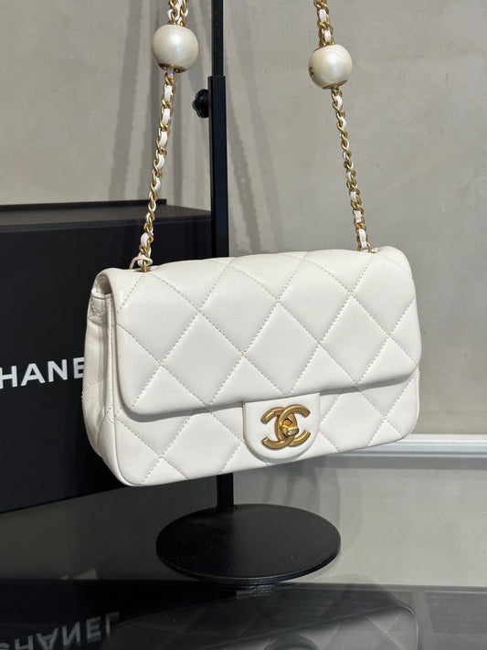 CHANEL 24S珍珠湯圓調節口蓋包 20 - 白金