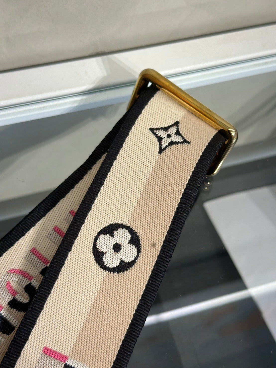 LOUIS VUITTON Speedy Bandouliere 20 - 黑邊背帶