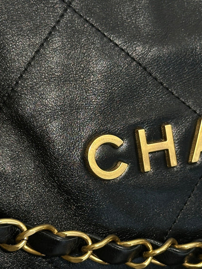 CHANEL 22 Bag - 小號黑金