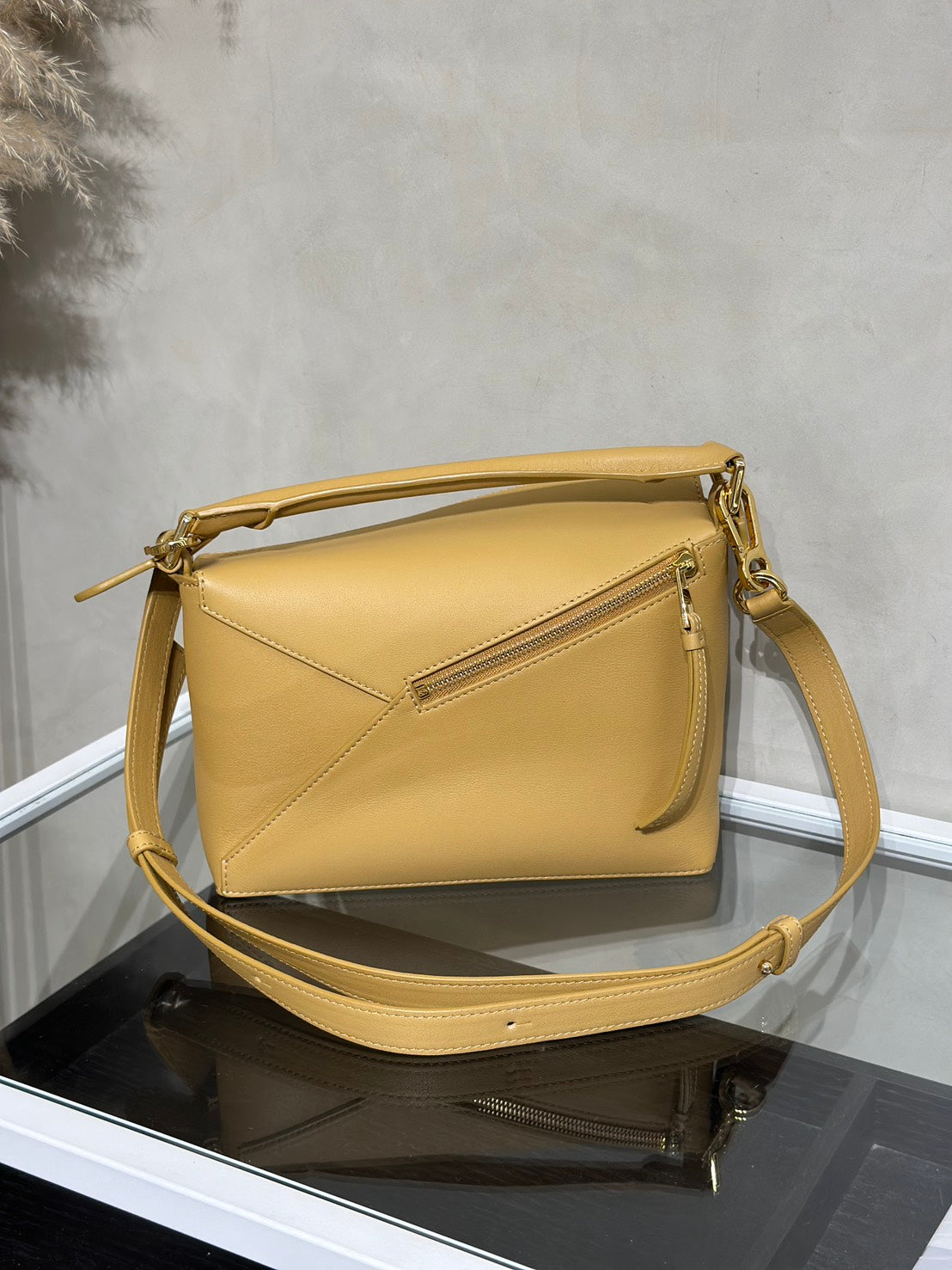 LOEWE Puzzle小牛皮手袋 - 小號薑黃色