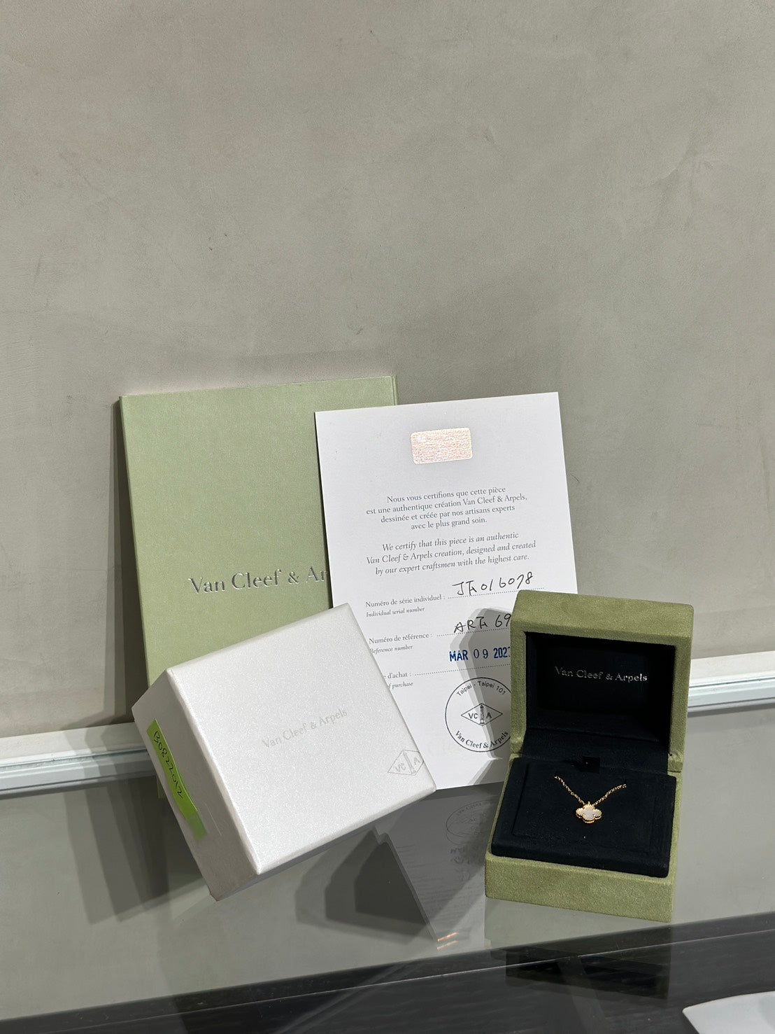 Van Cleef & Arpels 白珍珠母貝18K金項鍊 - sweet Alhambra