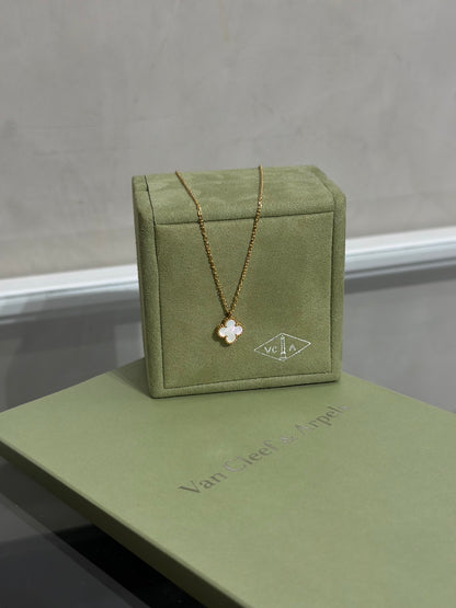 Van Cleef & Arpels 白珍珠母貝18K金項鍊 - sweet Alhambra