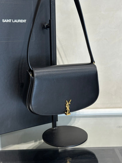 YSL Voltaire Box半月型小牛皮單肩包 - 黑金