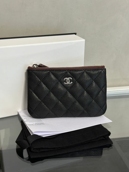 CHANEL 經典一字拉鍊零錢包 - 黑銀