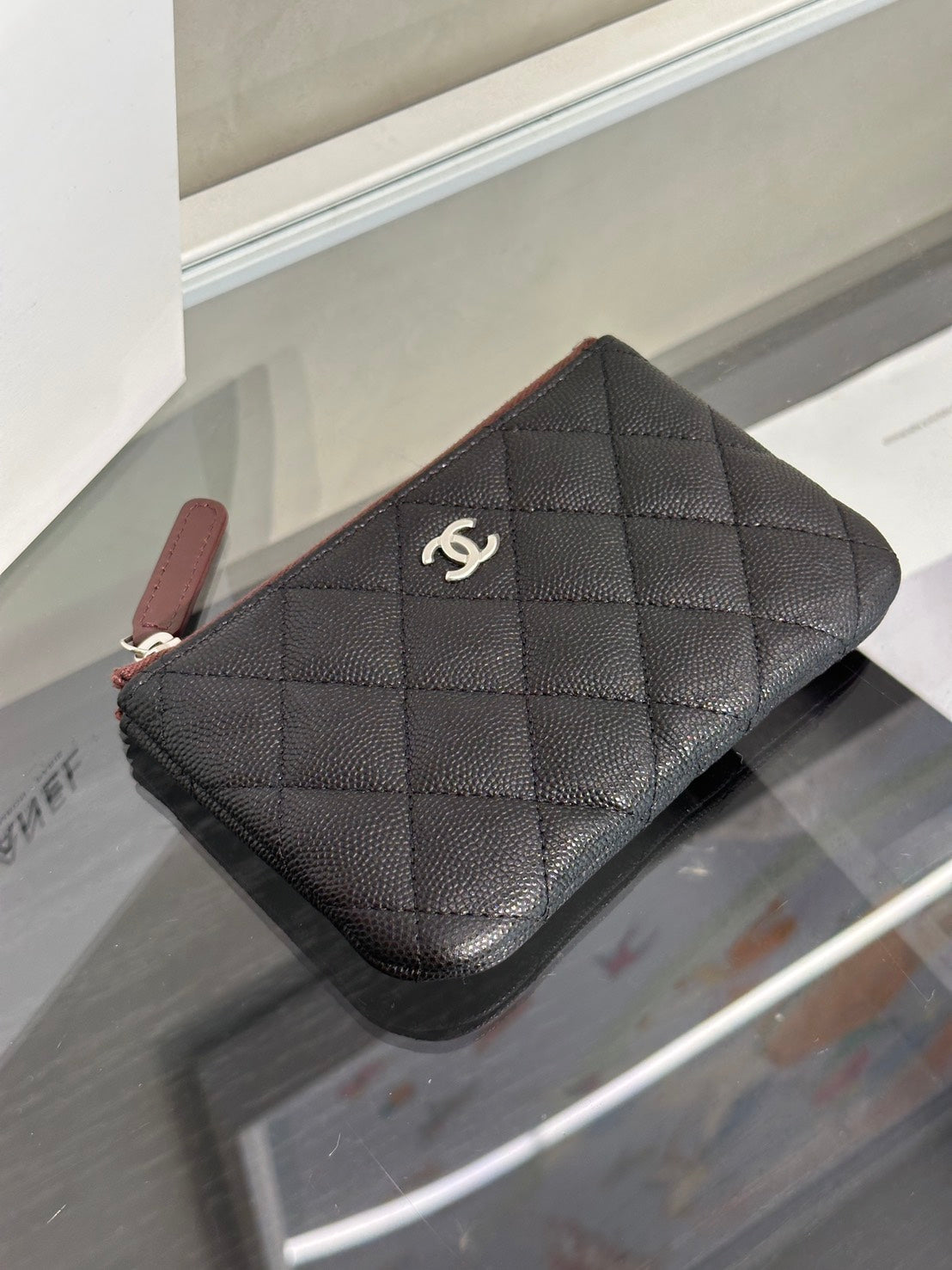 CHANEL 經典一字拉鍊零錢包 - 黑銀