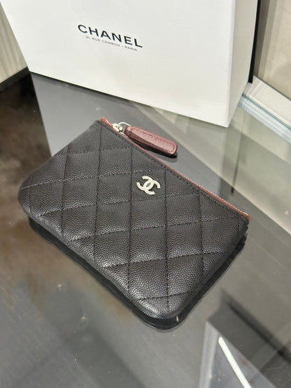 CHANEL 經典一字拉鍊零錢包 - 黑銀