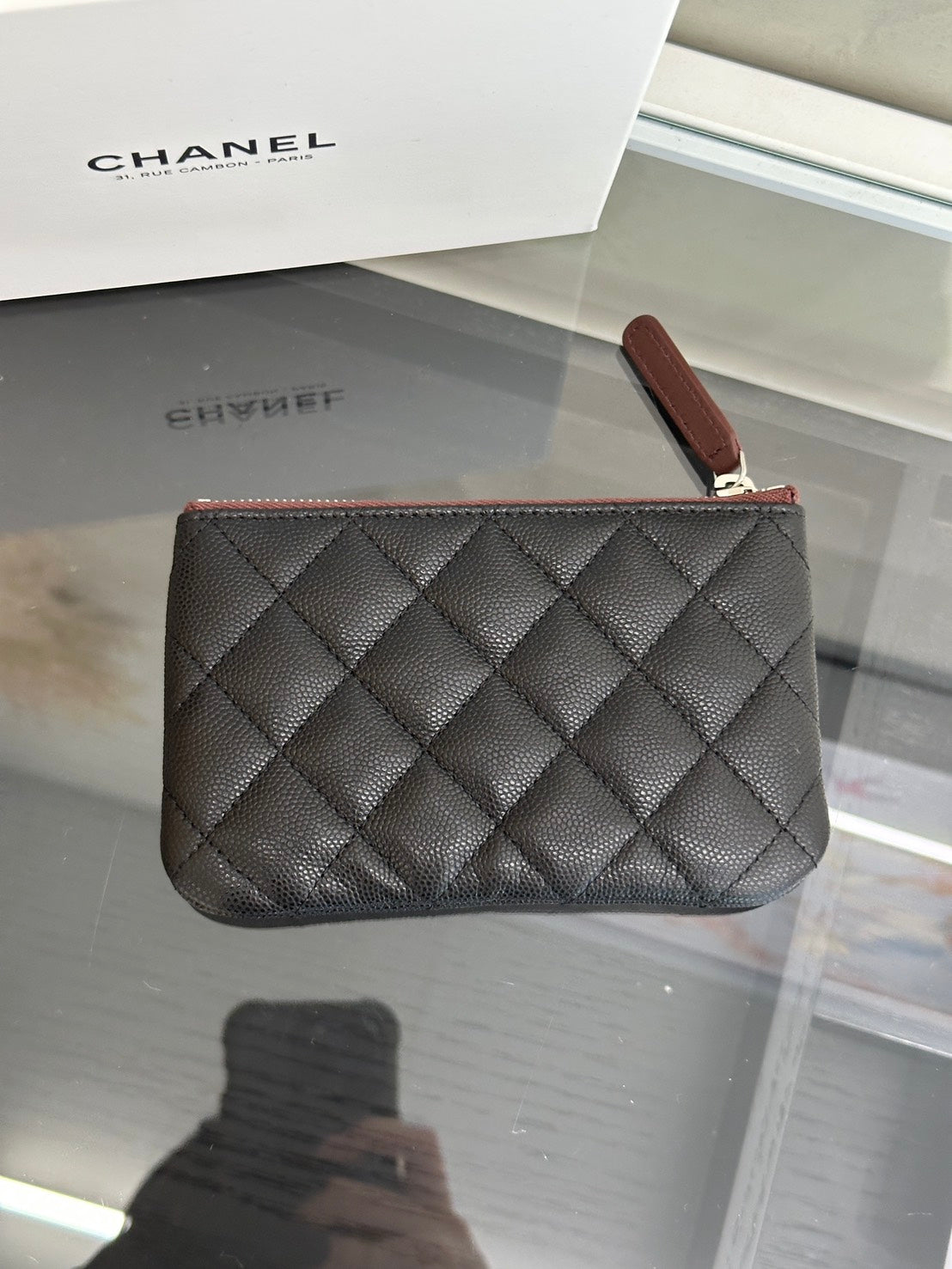 CHANEL 經典一字拉鍊零錢包 - 黑銀