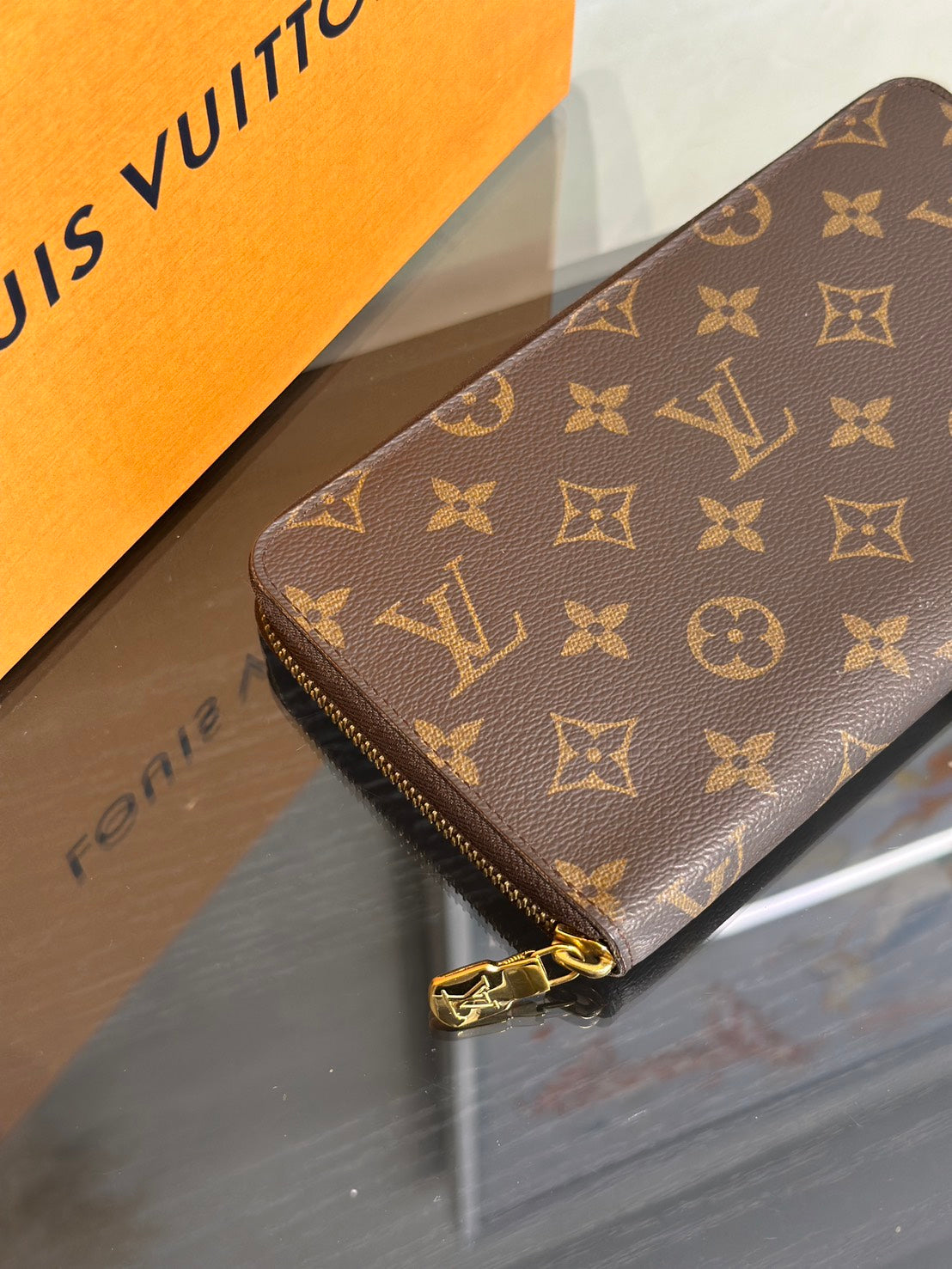 LOUIS VUITTON Zippy Organizer老花拉鍊長夾