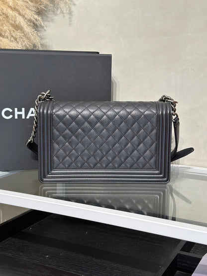 CHANEL Boy28 牛皮口蓋包 - 黑銀20開
