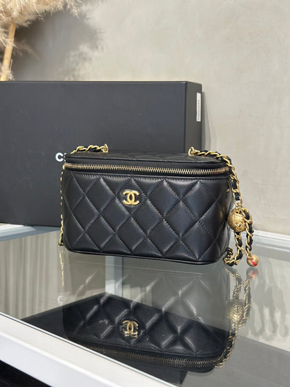 CHANEL 經典羊皮金球長盒子 - 黑金