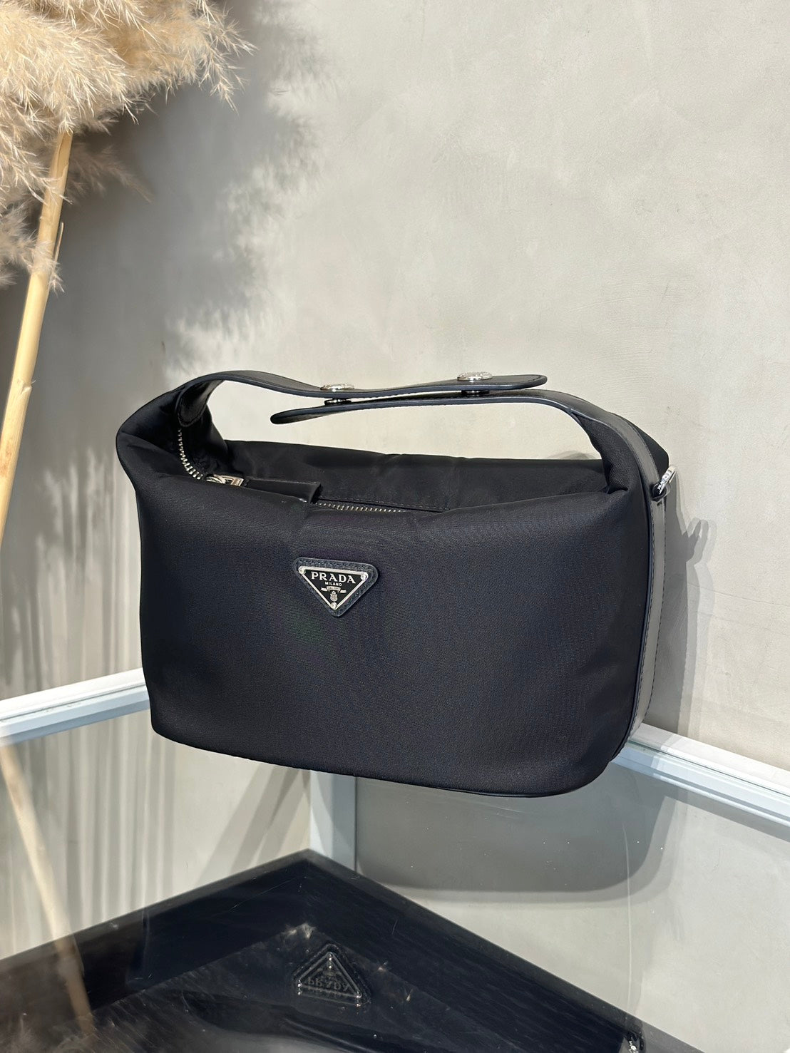 PRADA Cherie Re-Nylon飯盒包