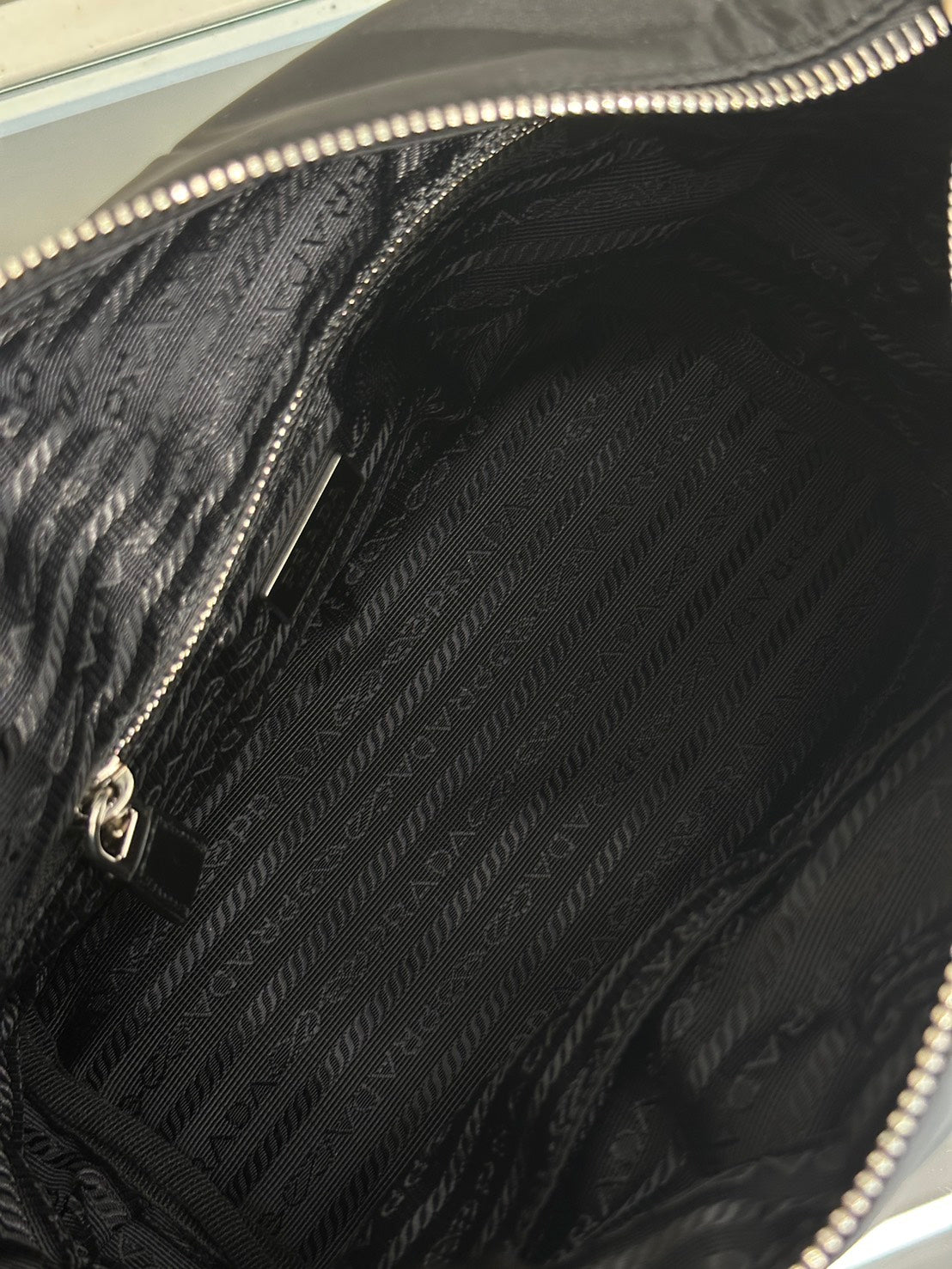 PRADA Cherie Re-Nylon飯盒包