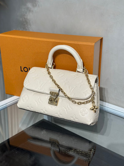 LOUIS VUITTON Nano Madeleine郵差包 - 白