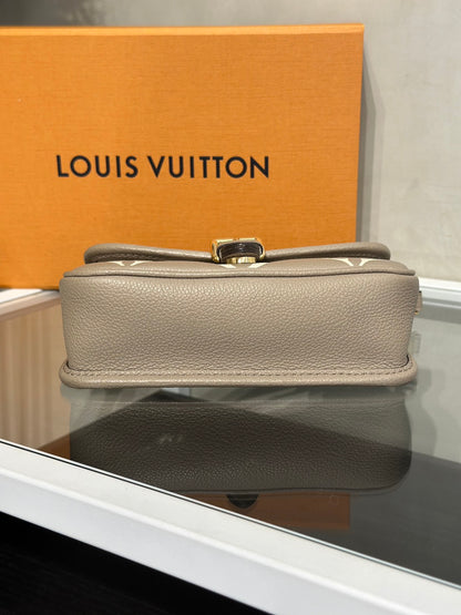LOUIS VUITTON Nano Diane法棍包 - 斑鳩灰