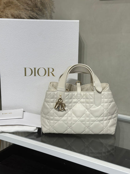 DIOR Toujours小牛皮托特包 - 小號白金