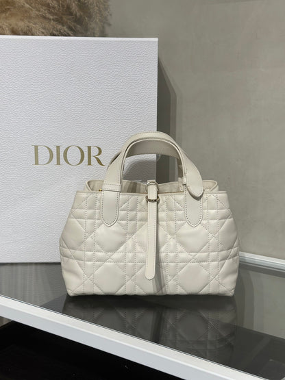 DIOR Toujours小牛皮托特包 - 小號白金