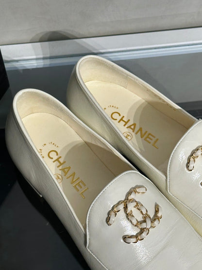 CHANEL 23C小羊皮樂福鞋 - 米白 38