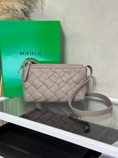 BOTTEGA VENETA Diago編織斜背包