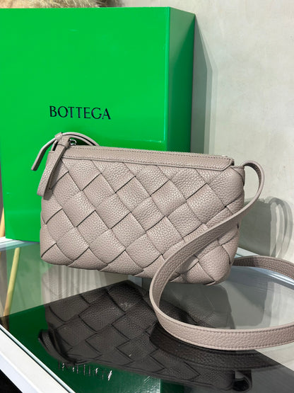 BOTTEGA VENETA Diago編織斜背包