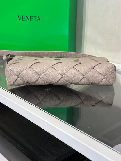 BOTTEGA VENETA Diago編織斜背包